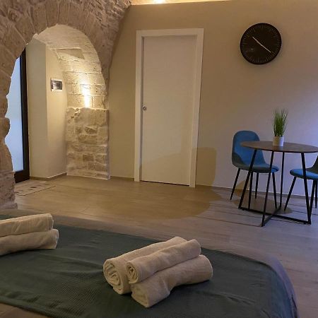 מודוניו Regina Bona Rooms מראה חיצוני תמונה
